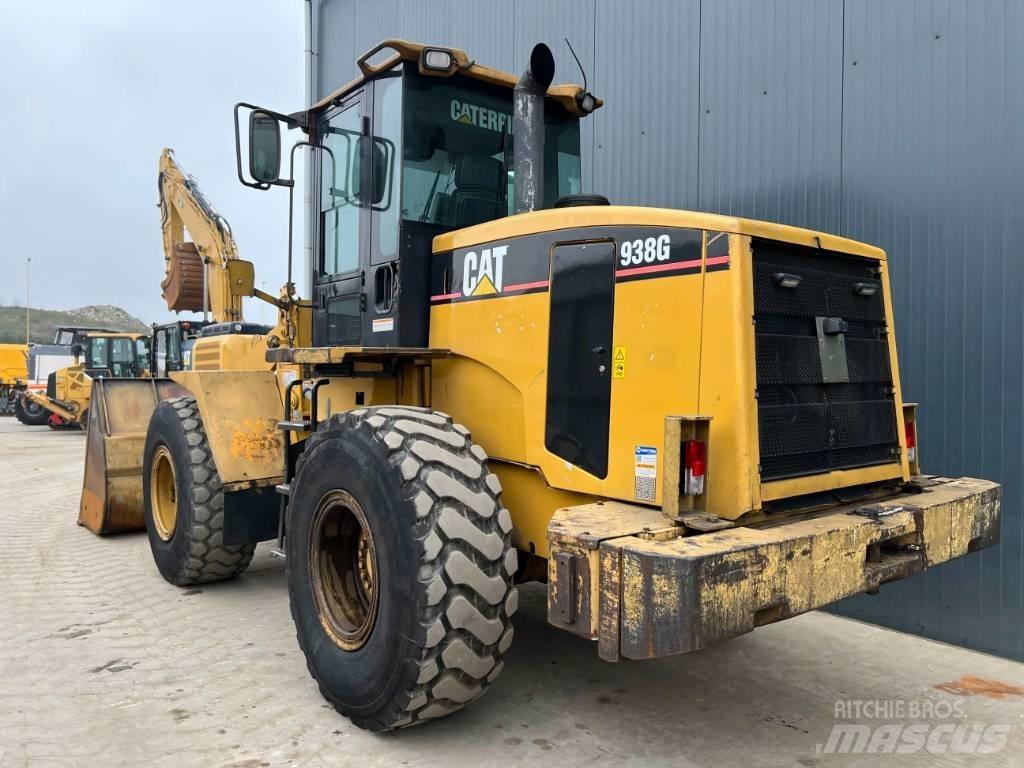 CAT 938G Kolové nakladače