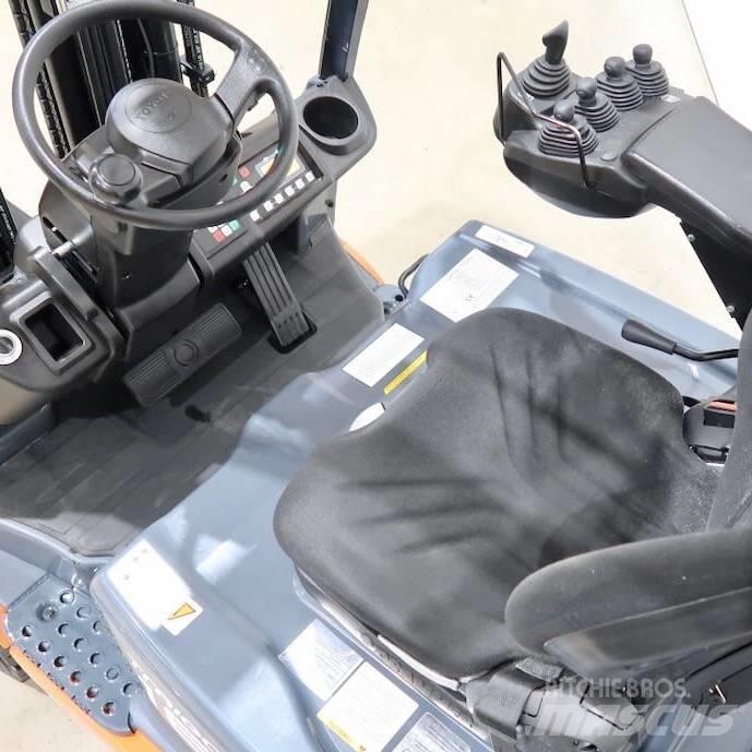 Toyota 8FBE16T Akumulátorové vozíky