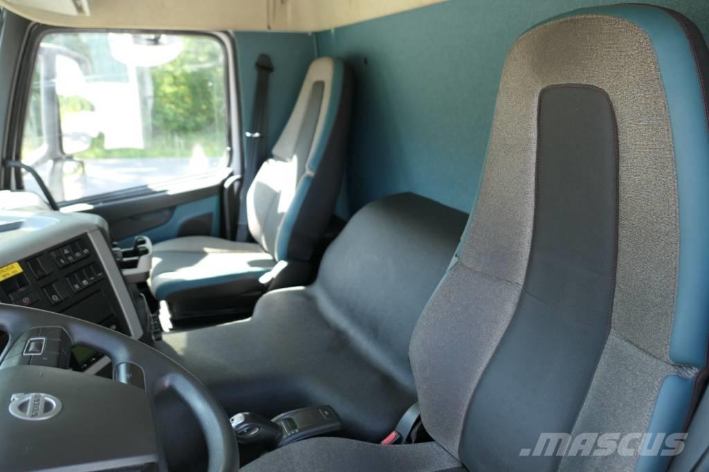 Volvo FM330 4x2 Chladírenské nákladní vozy
