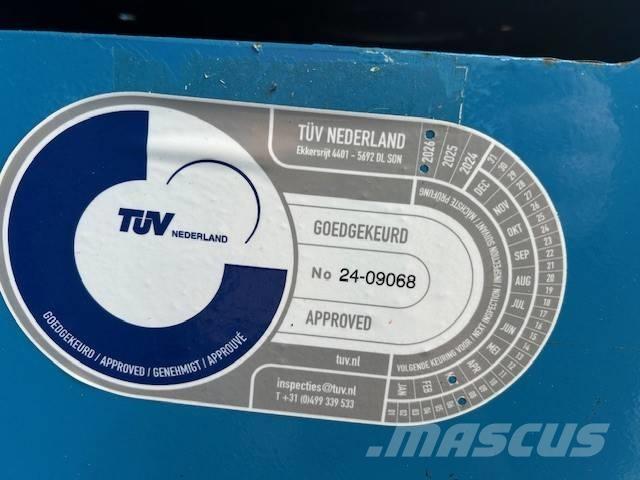 Genie GS 2669 RT Nůžková zvedací plošina