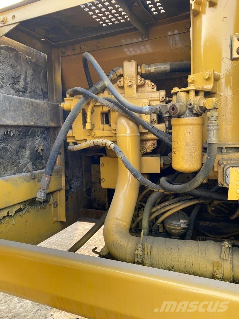CAT 325 B L Pásová rýpadla