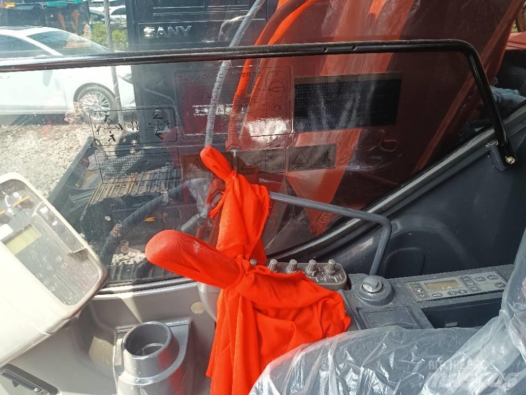 Hitachi ZX 70 Pásová rýpadla