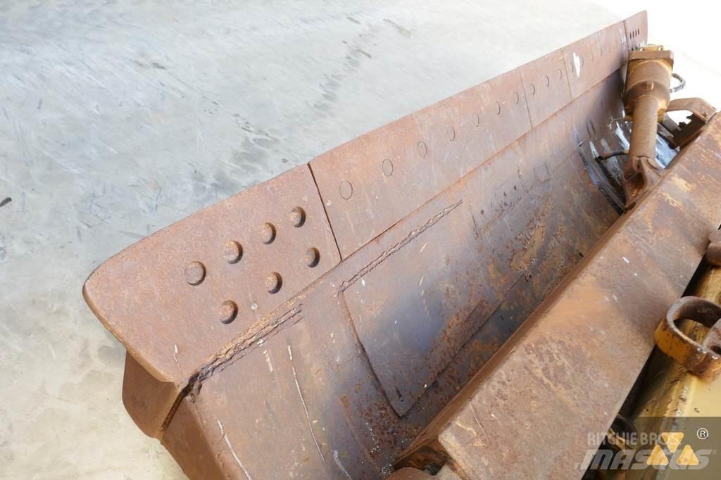 CAT D7G Blade Radlice