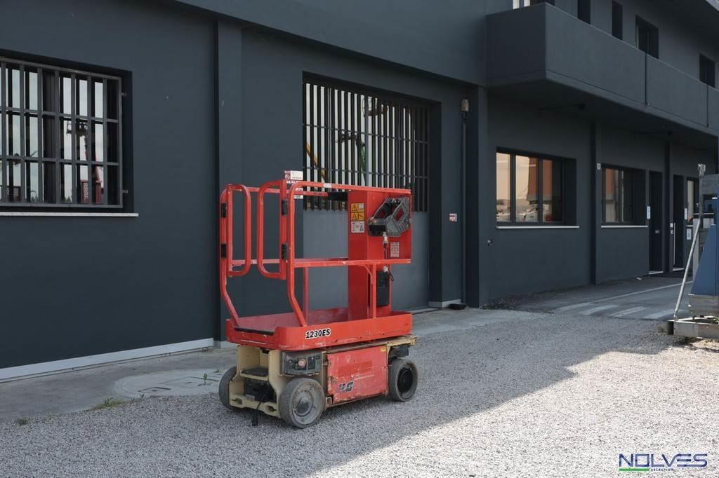 JLG 1230ES Další zvedače a plošiny