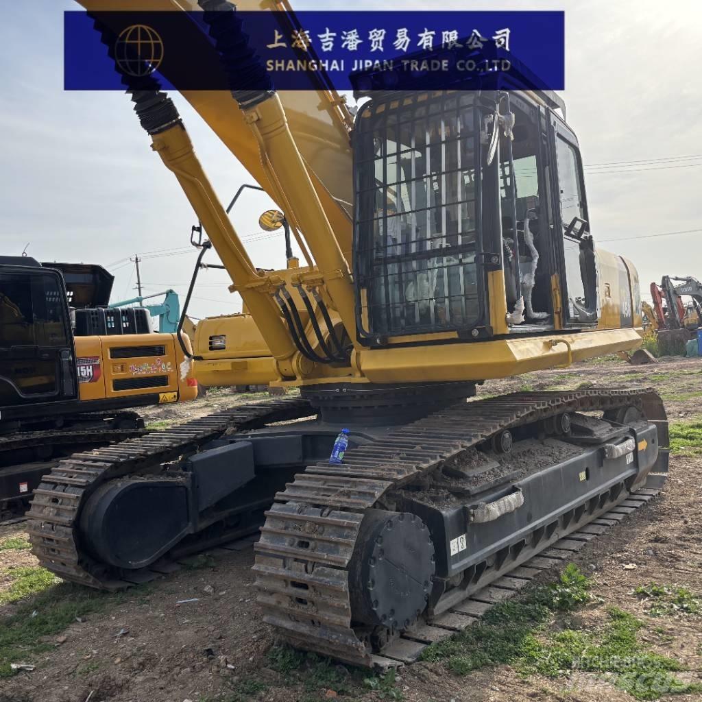 Komatsu PC 450 Pásová rýpadla