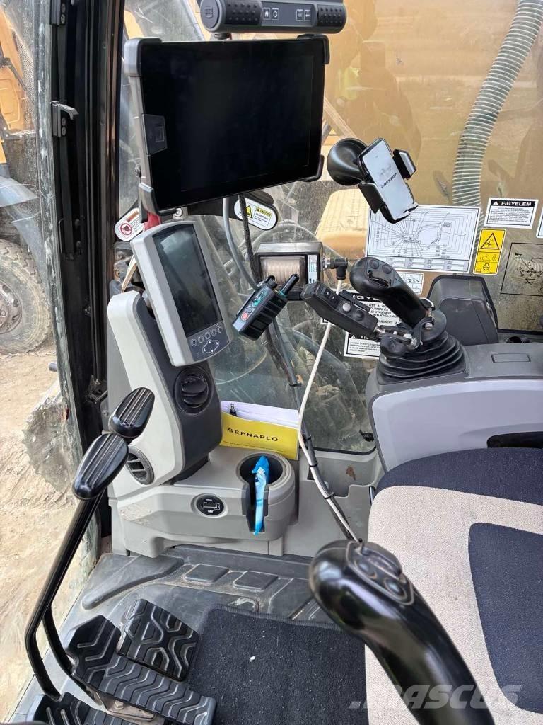 CAT 326 F Pásová rýpadla