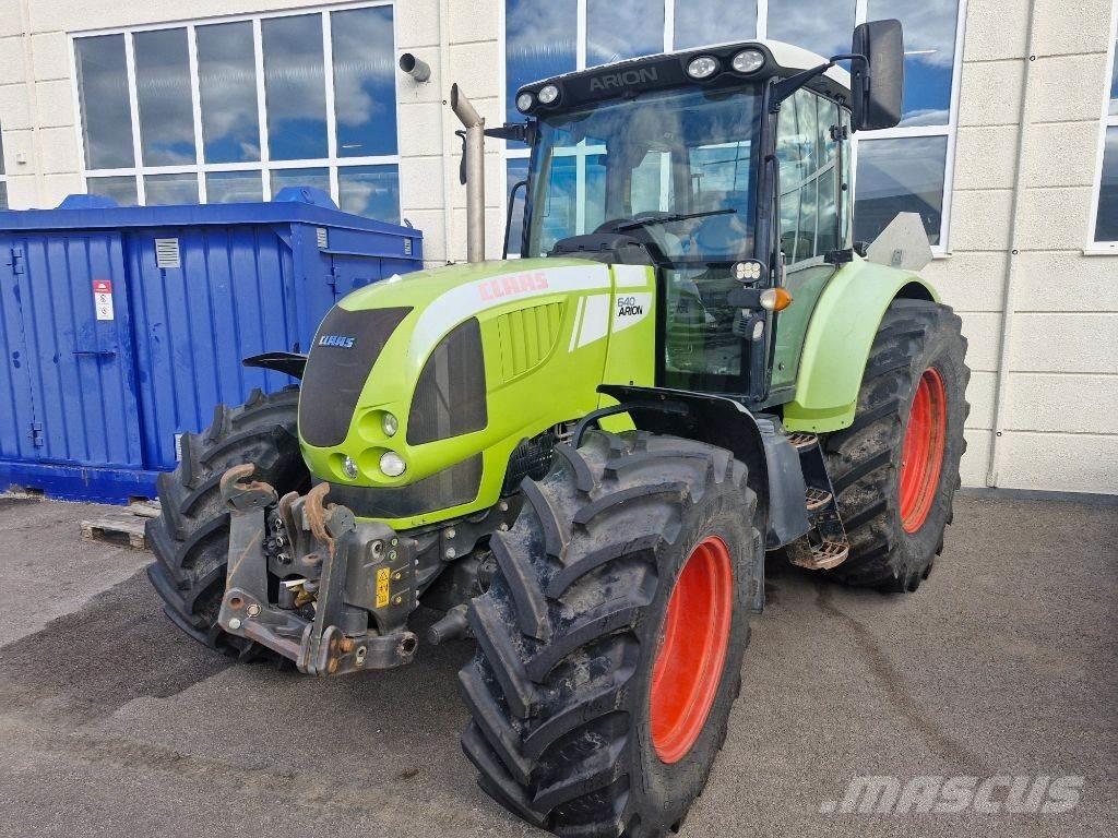 CLAAS Arion 640 Traktory