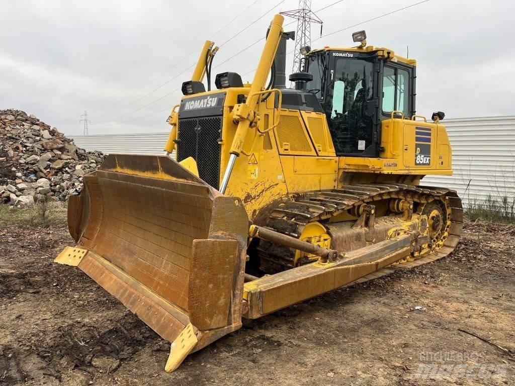 Komatsu D85EX-18 Pásové dozery