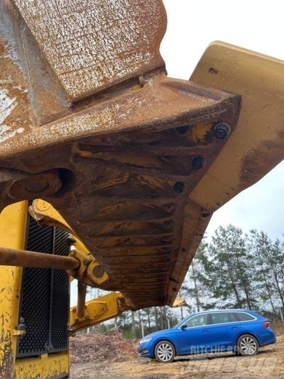 Komatsu D85EX-18 Pásové dozery