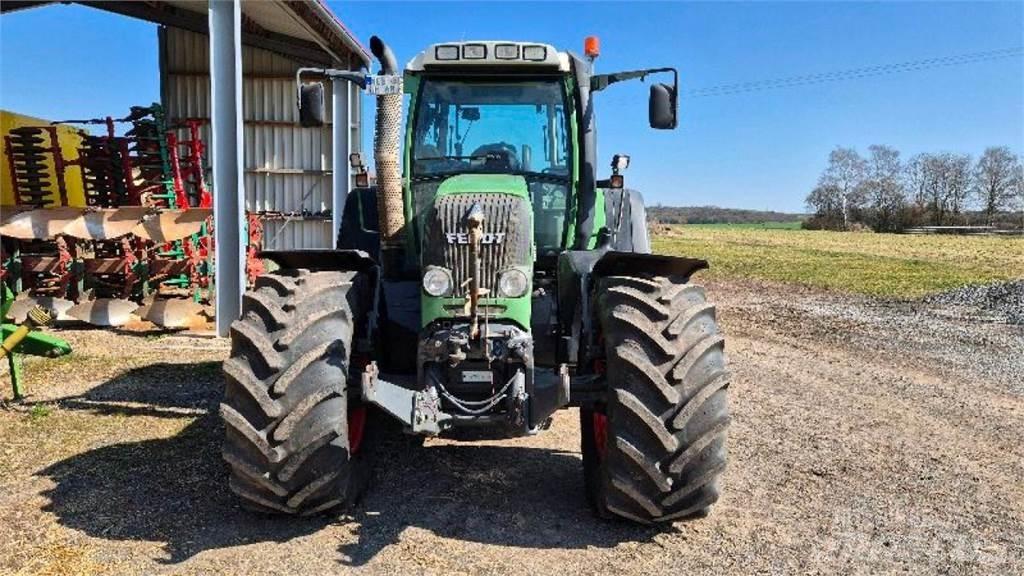 Fendt Vario 820 Traktory
