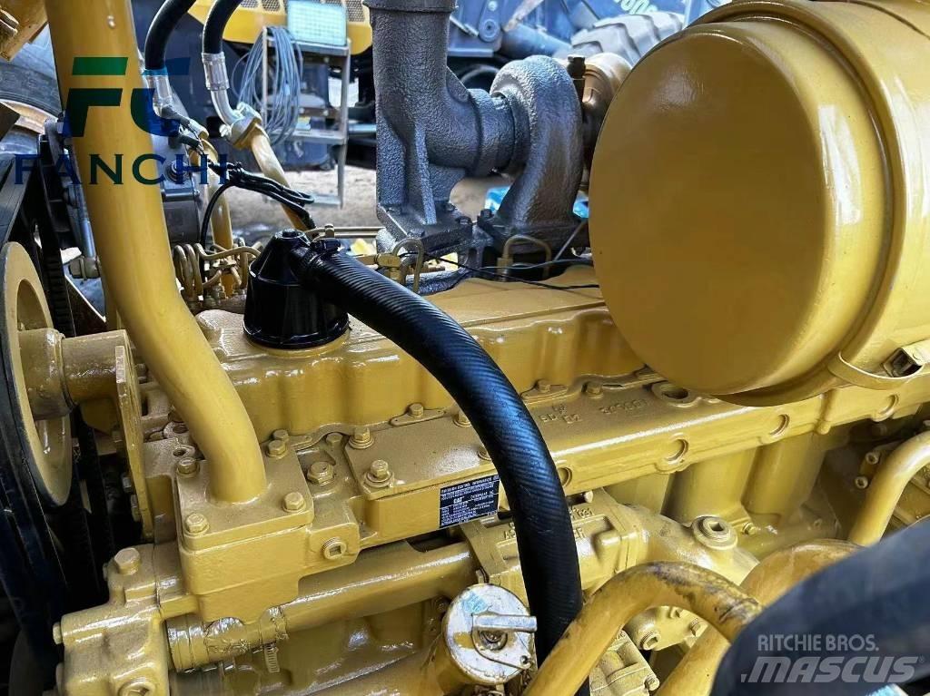 CAT D 7 G Pásové dozery