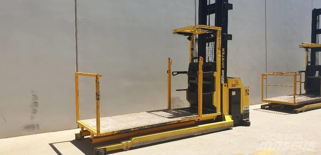 Hyster R30XMF2 Vysokozdvižný vozík s bočním ložením
