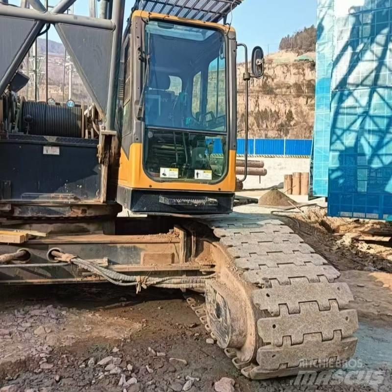 Sany SCC750E Pásové jeřáby