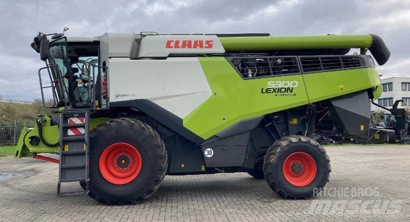 CLAAS LEXION 5300 Sklízecí mlátičky