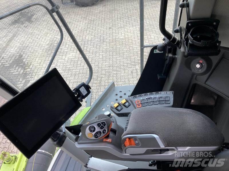 CLAAS LEXION 5300 Sklízecí mlátičky