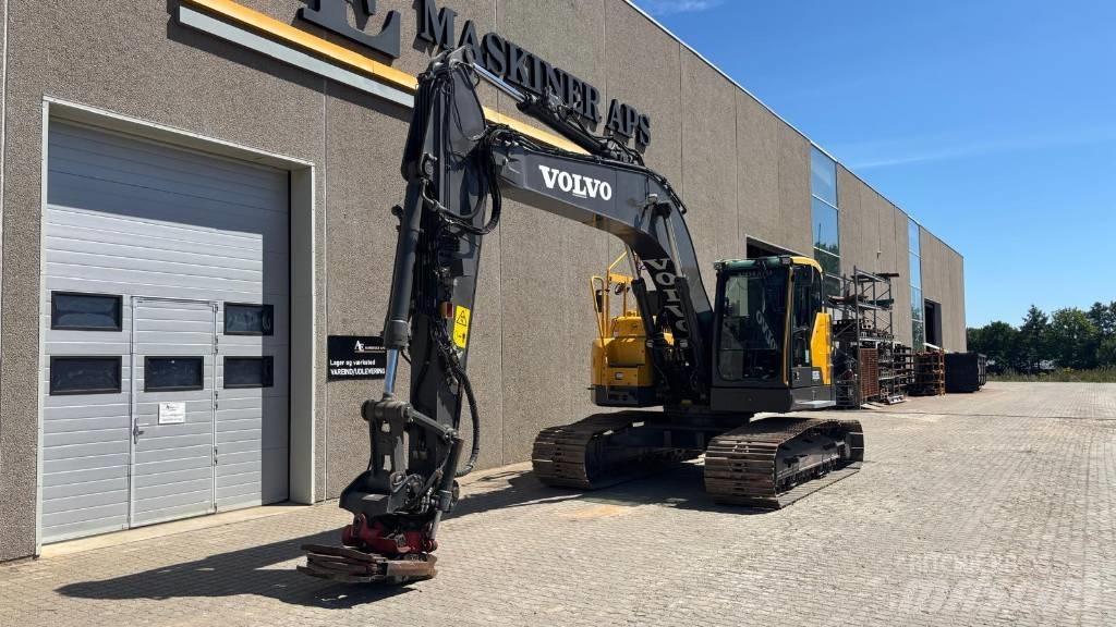 Volvo ECR 235 EL Pásová rýpadla