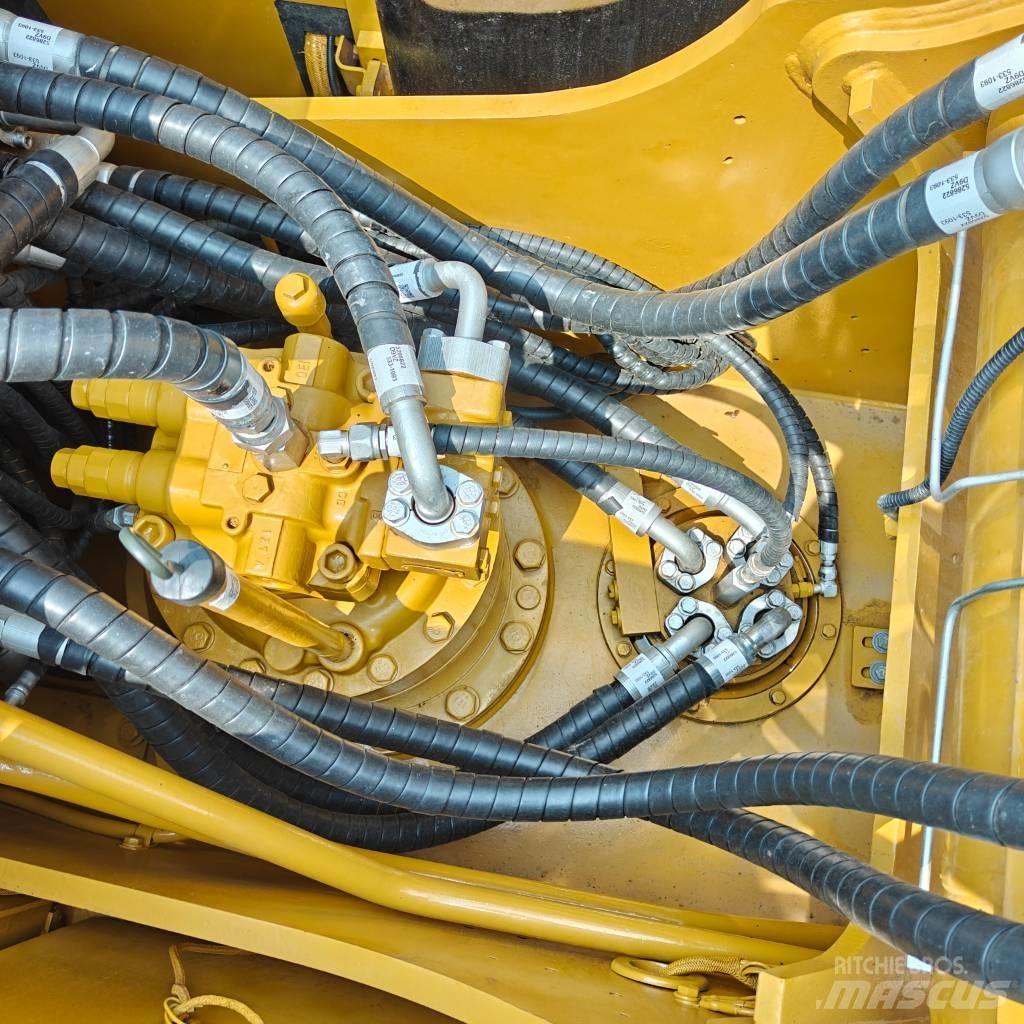CAT 320D2L Pásová rýpadla