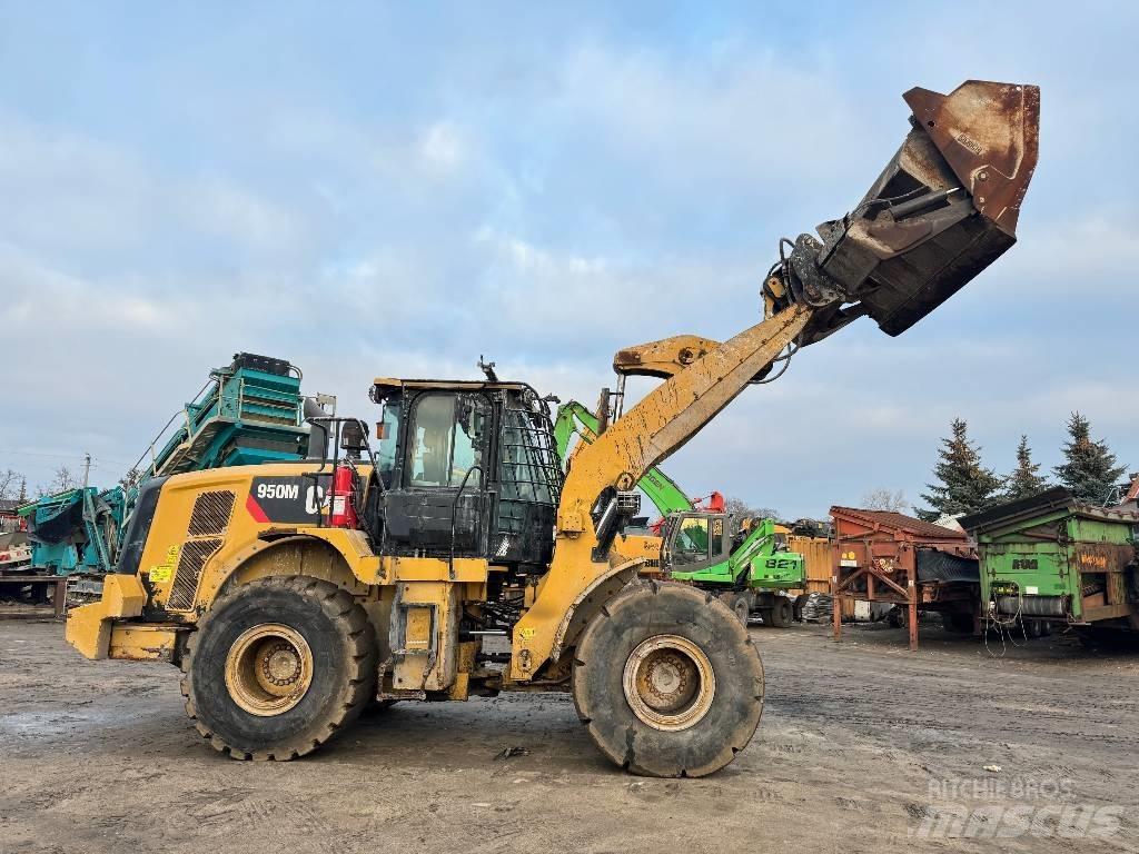 CAT 950M HighLift Kolové nakladače