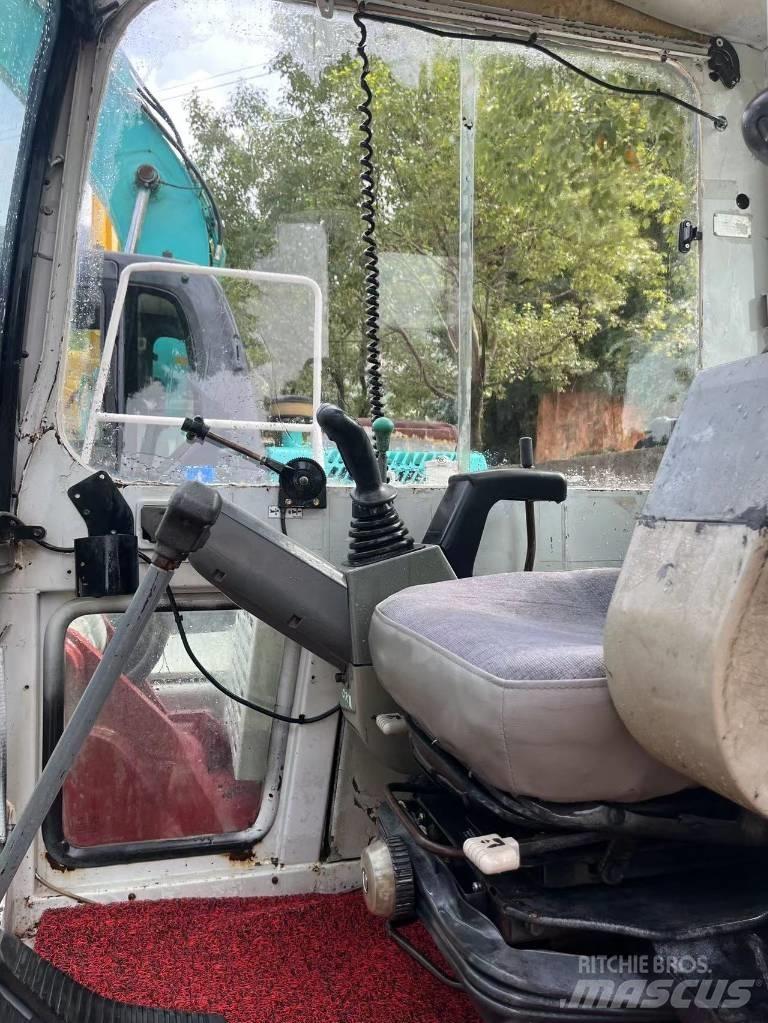 Takeuchi TB175C Pásová rýpadla