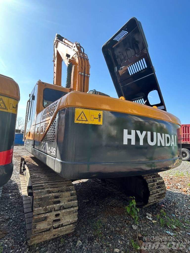 Hyundai 220LC-9S Pásová rýpadla