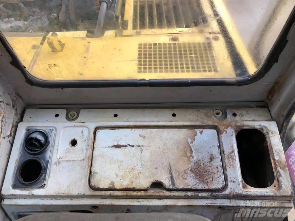 Sumitomo SH120-A2 Pásová rýpadla