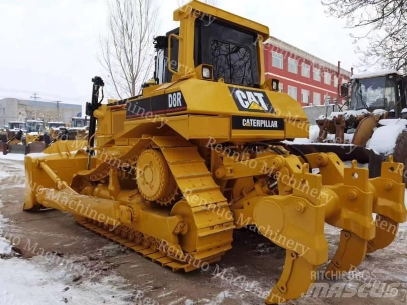 CAT D 8 R Pásové dozery