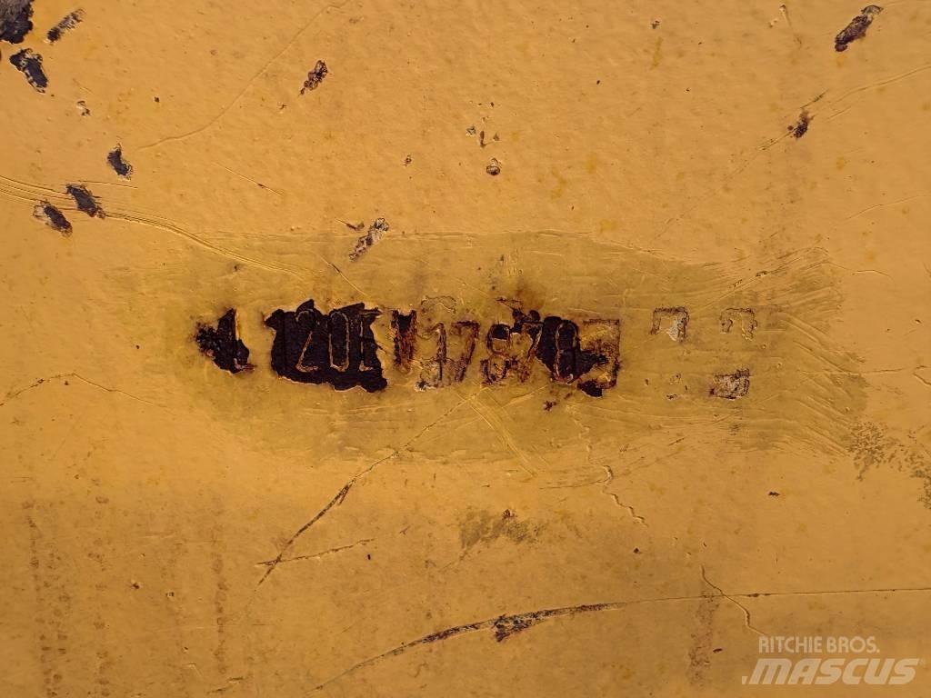 Volvo L 120 E Kolové nakladače