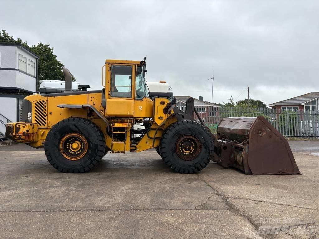 Volvo L 120 E Kolové nakladače