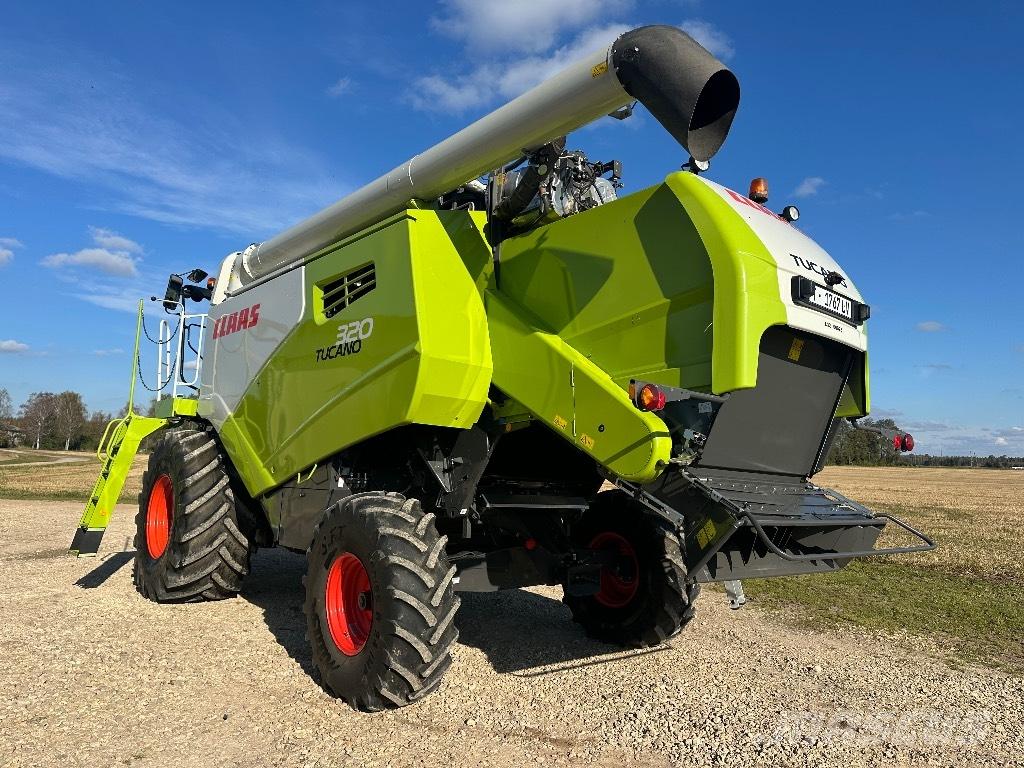 CLAAS Tucano 320 Sklízecí mlátičky