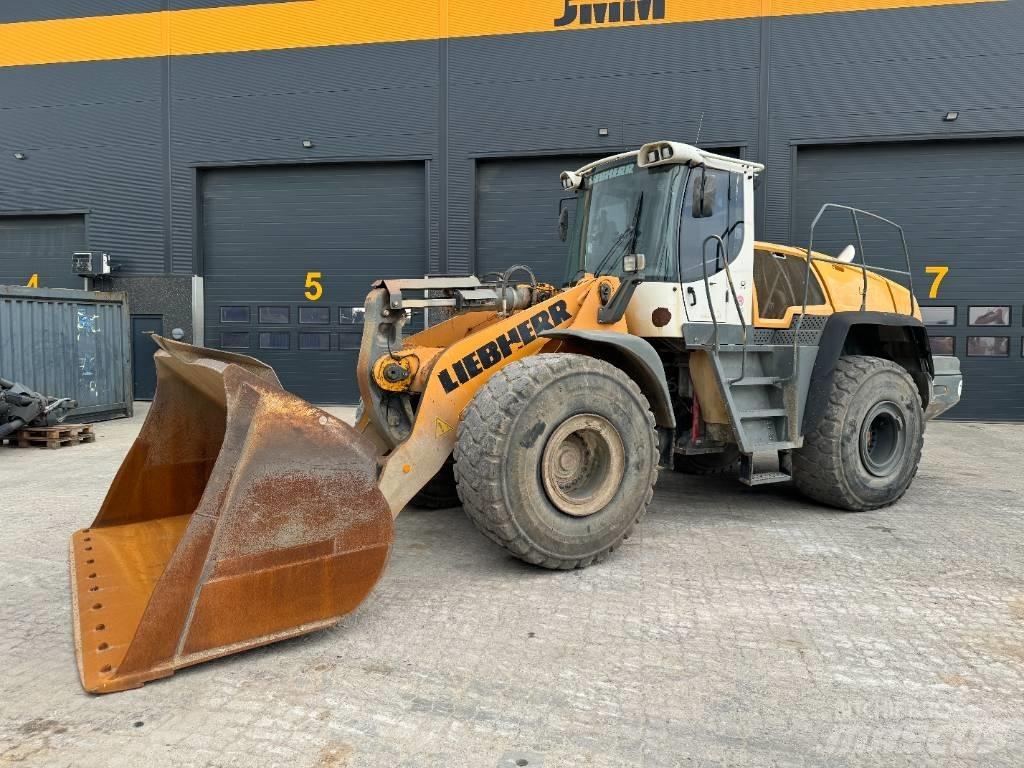 Liebherr L580 Kolové nakladače