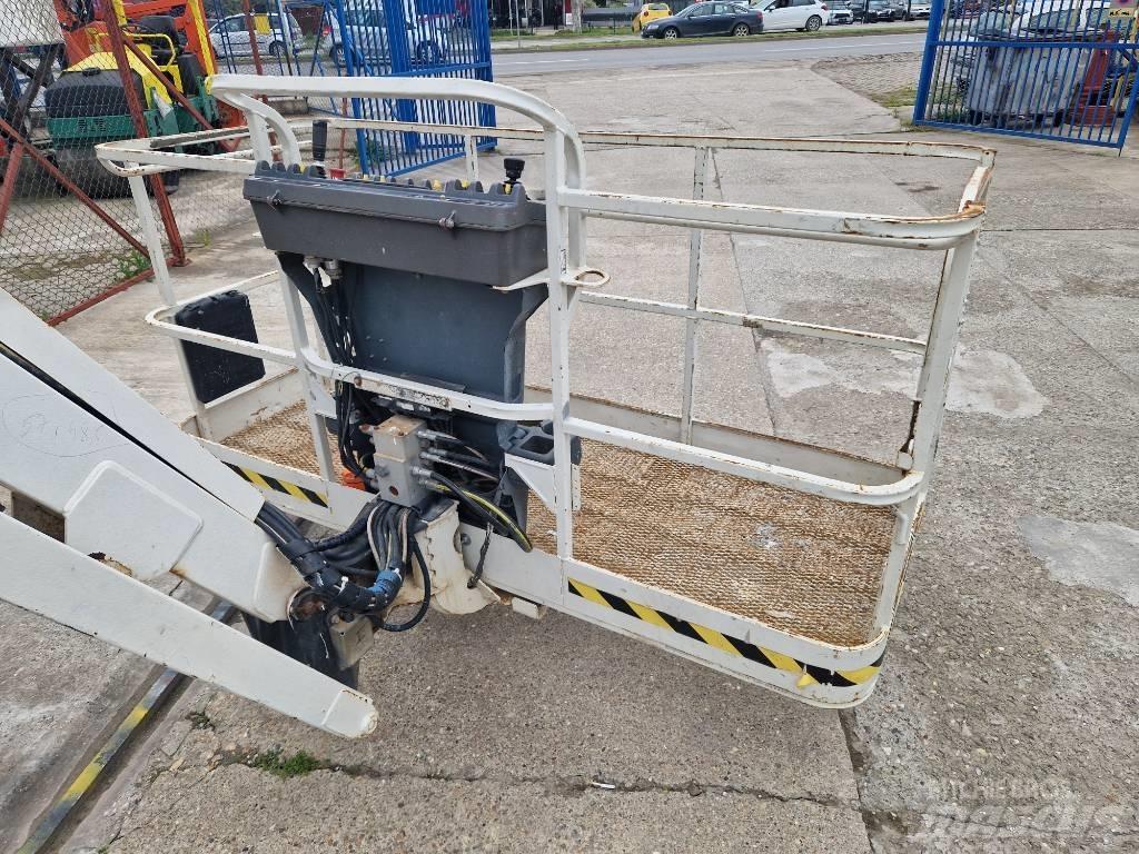 JLG 860 SJ Teleskopické plošiny