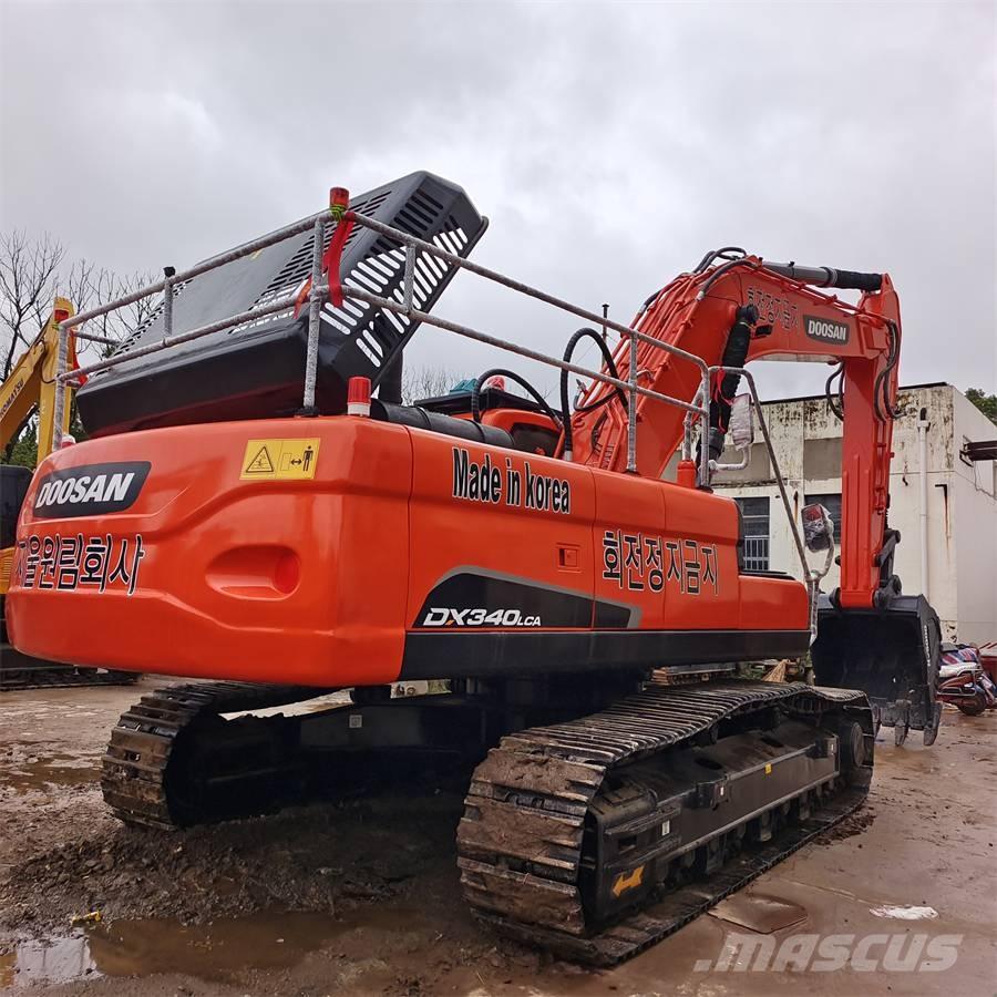 Doosan DX340LC Pásová rýpadla