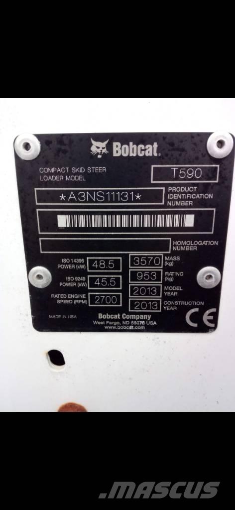 Bobcat T 590 Smykem řízené nakladače