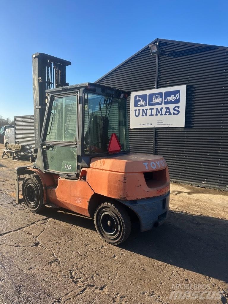 Toyota FD45 Dieselové vozíky