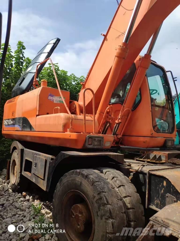 Doosan DH210W-7 Kolová rýpadla