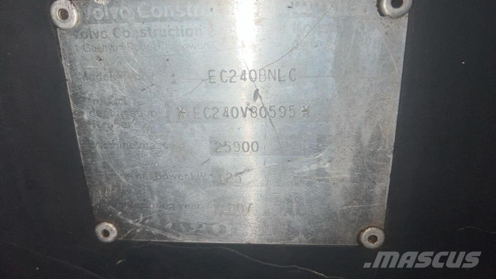 Volvo EC 240 B N LC Motory