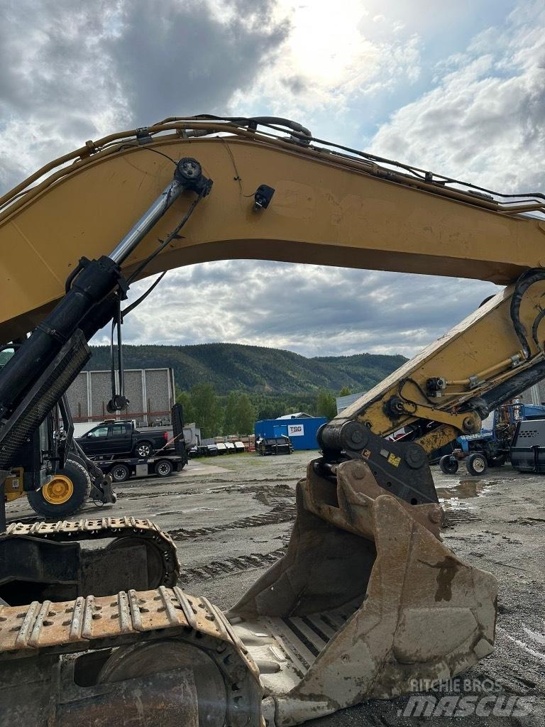 CAT 336 E Pásová rýpadla