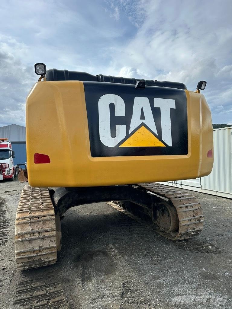 CAT 336 E Pásová rýpadla