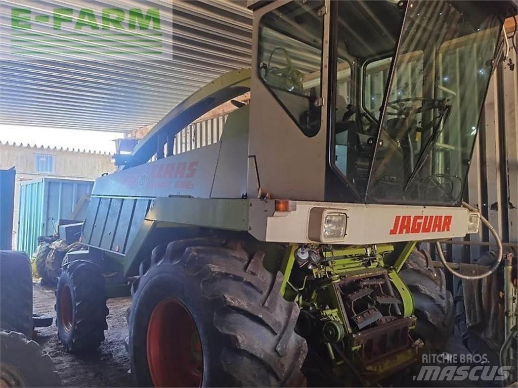 CLAAS jaguar 682s Samojízdné sekačky