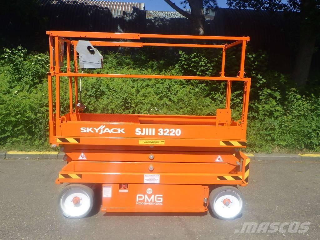 SkyJack SJ3220 Nůžková zvedací plošina