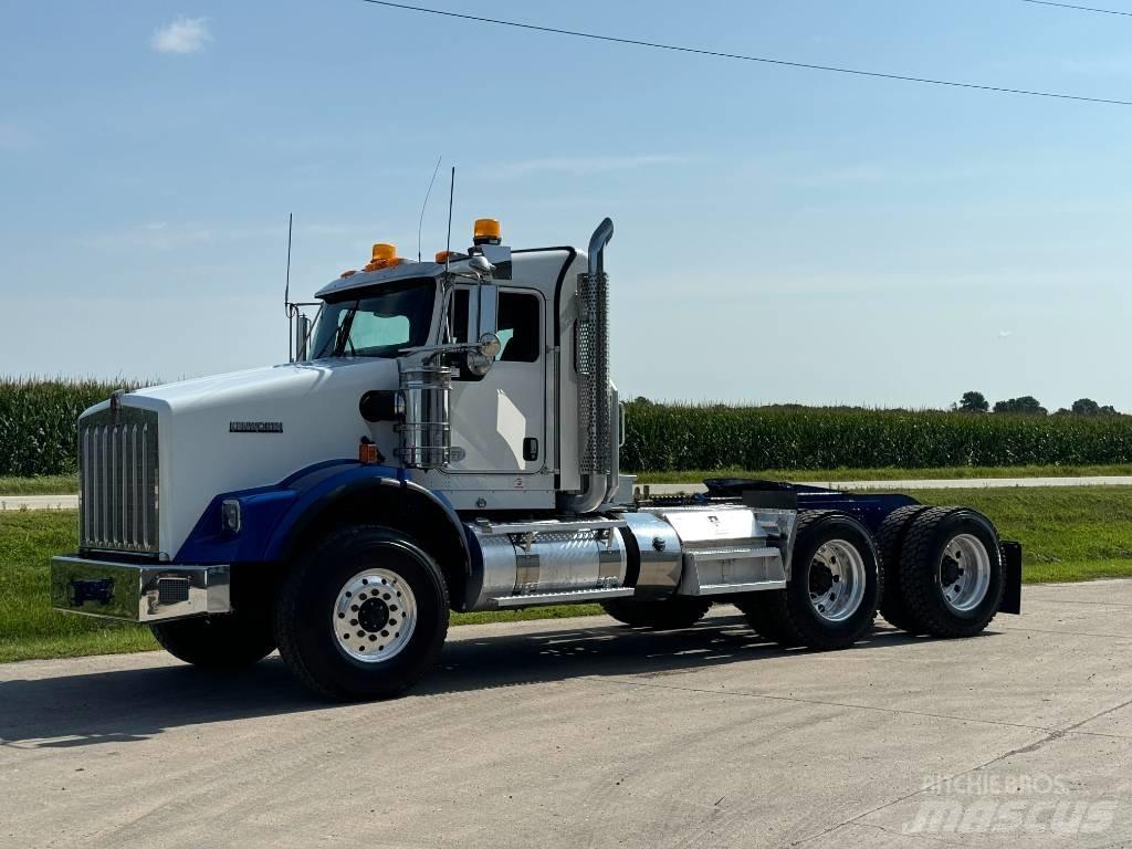 Kenworth T 800 Tahače