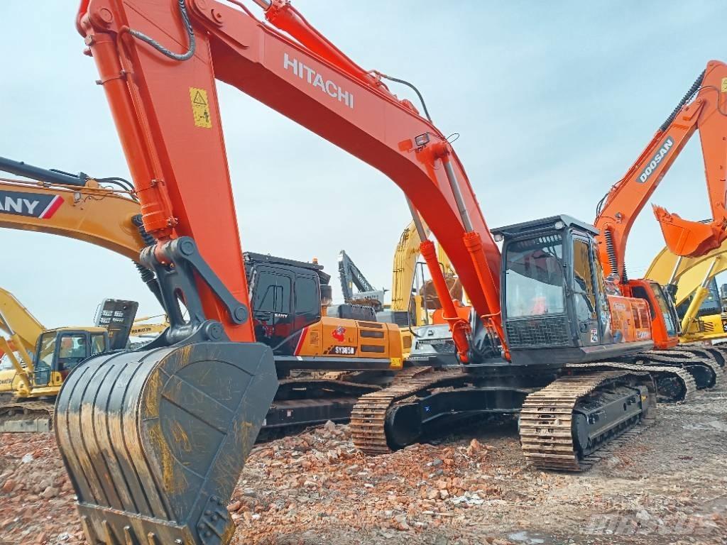 Hitachi ZX 350 Pásová rýpadla