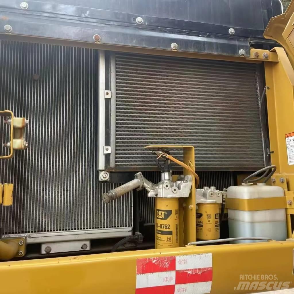 CAT 336 D Pásová rýpadla