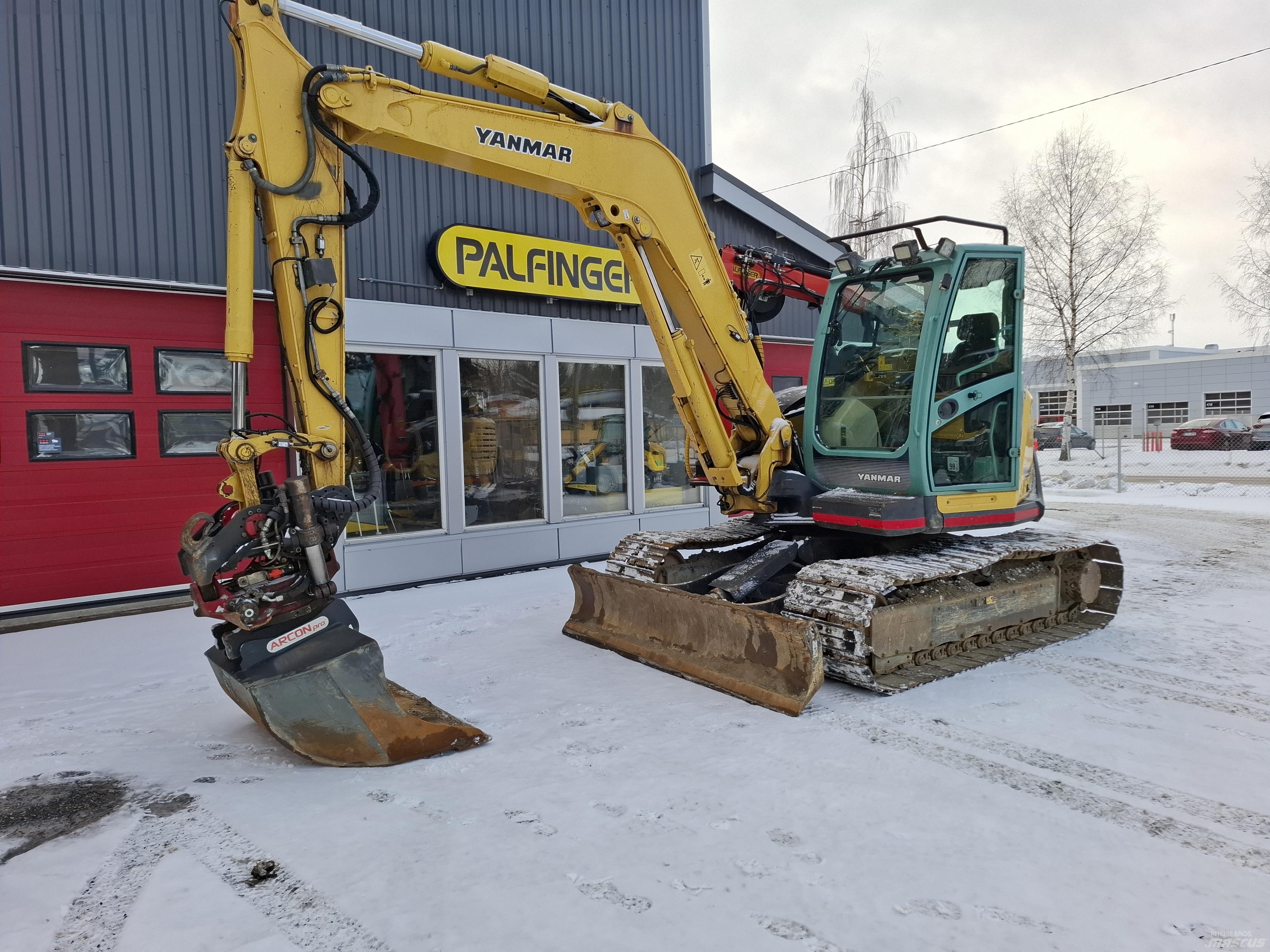 Yanmar SV100-1A Midi rýpadla 7t - 12t