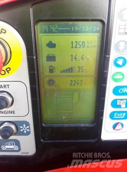 Manitou MANGO 12 Kloubové plošiny