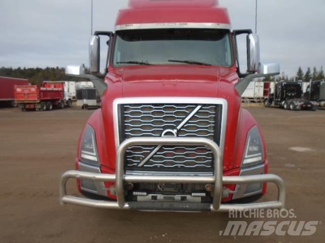 Volvo VNL Další
