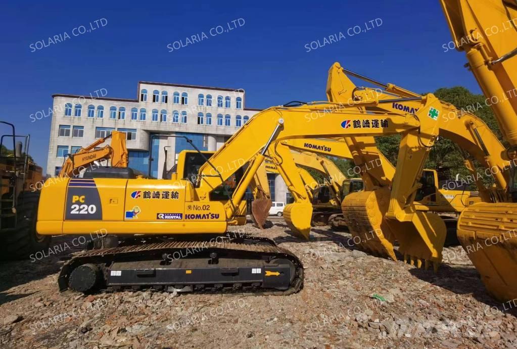 Komatsu PC 220-8 Pásová rýpadla
