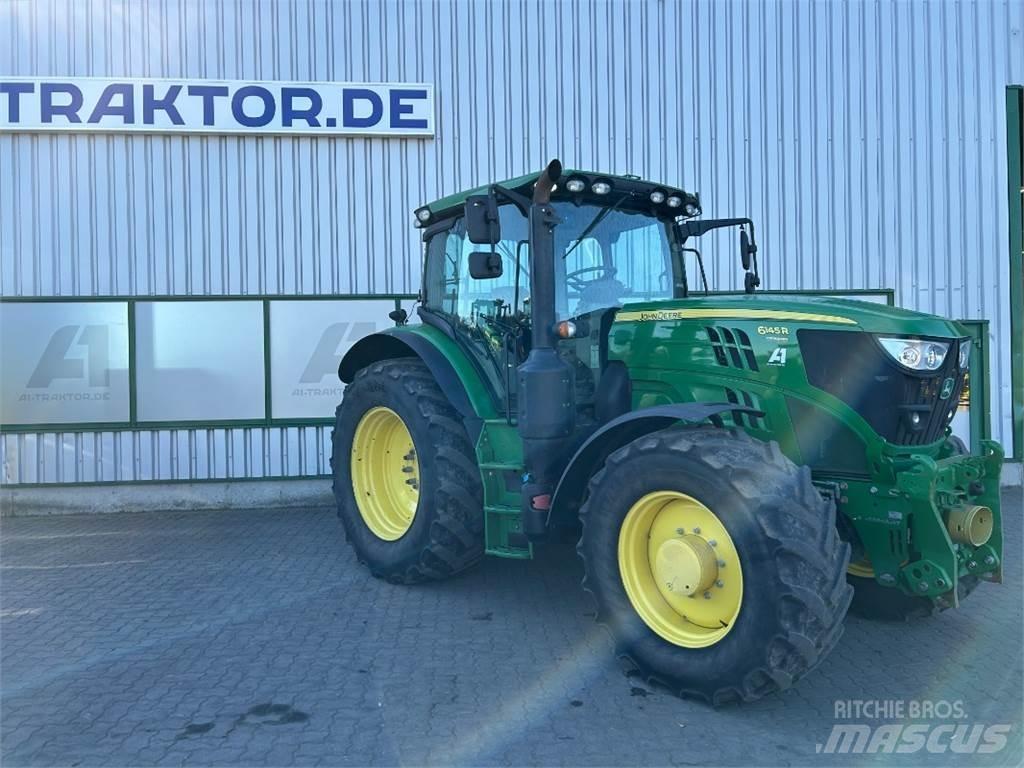John Deere 6145R Traktory