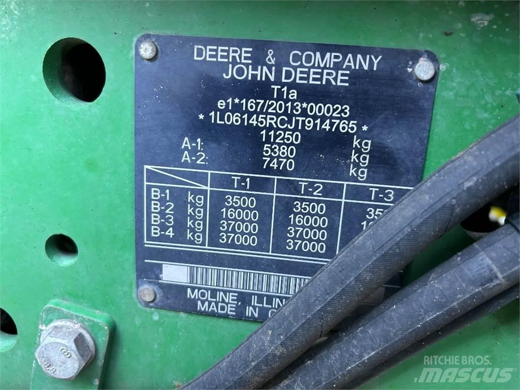 John Deere 6145R Traktory