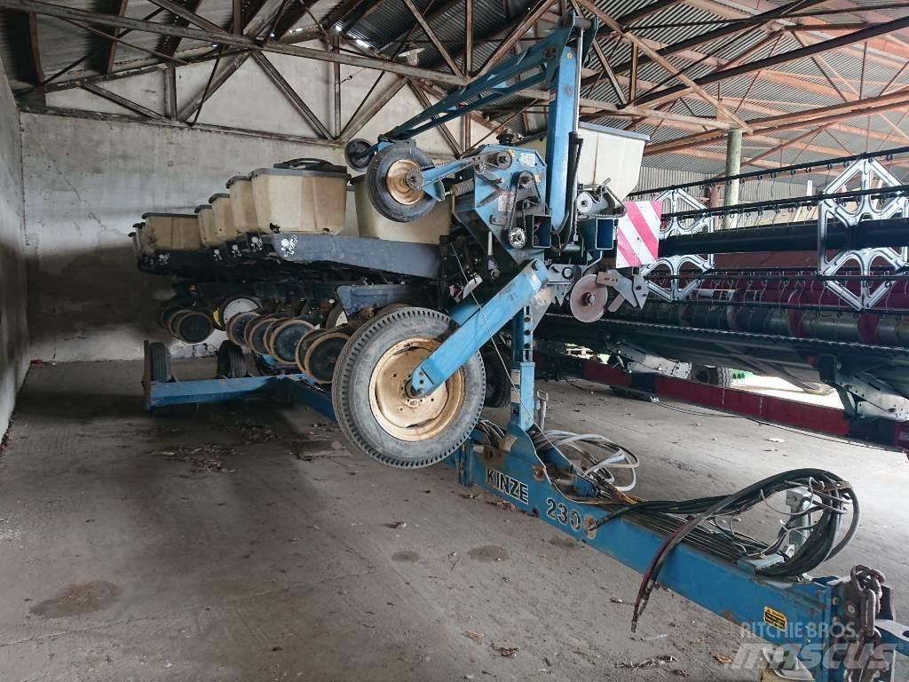 Kinze 2300 Přesné secí stroje